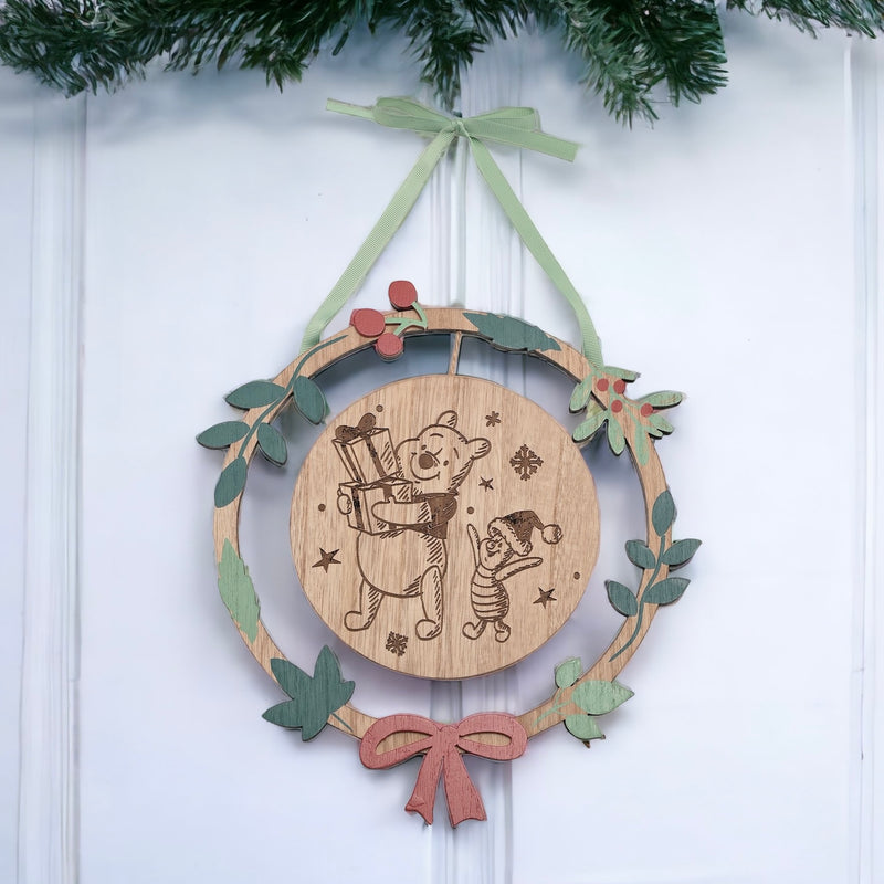 Disney Winnie the Pooh Round Wreath-Style Hanging Plaque